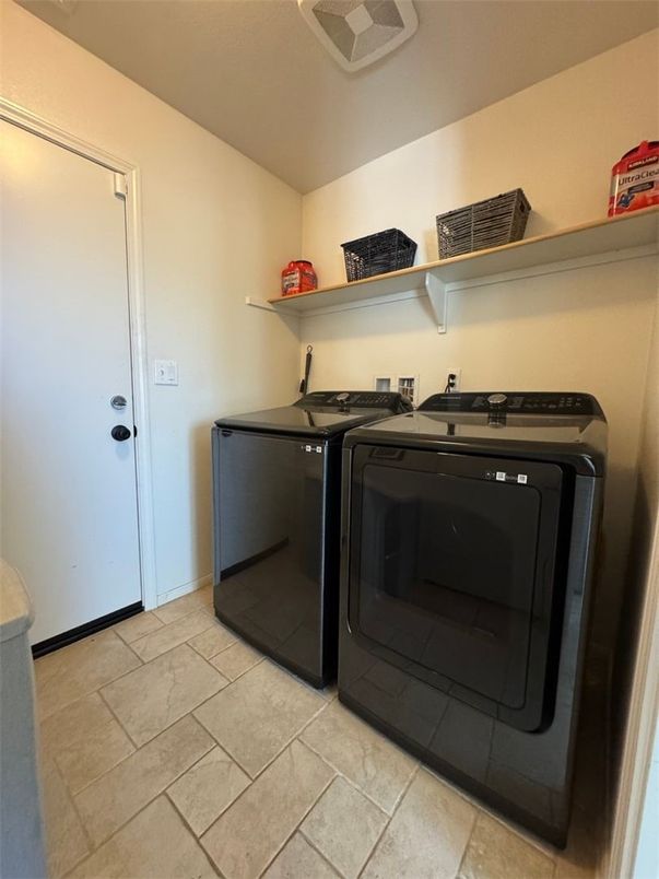 Interior, Washer
