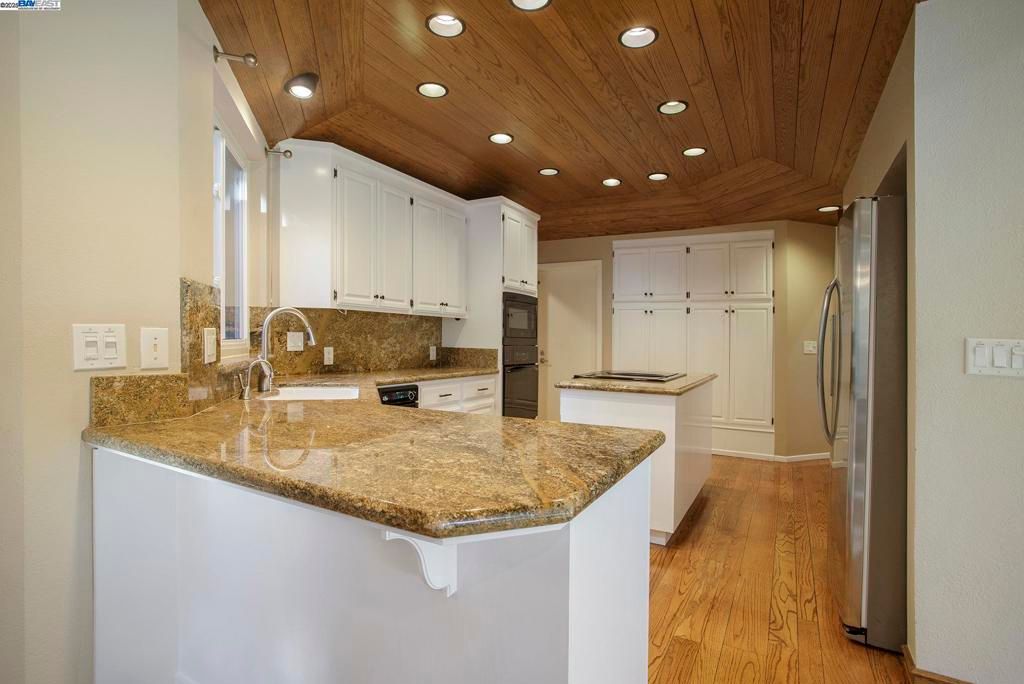 Interior, Kitchen, Recessed Lighting, Wooden Ceilings, Wood Texture Flooring