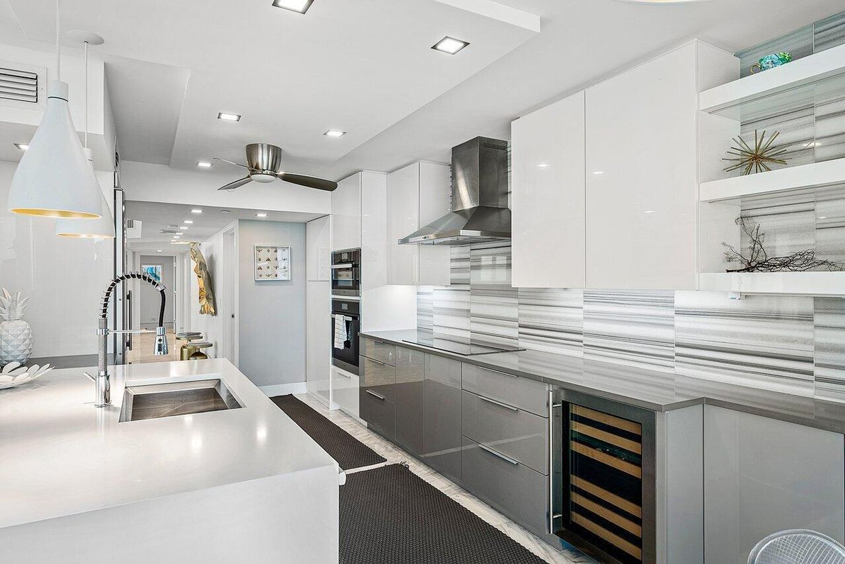 Interior, Kitchen, Pendant Lights, Recessed Lighting, Stainless Steel Appliances