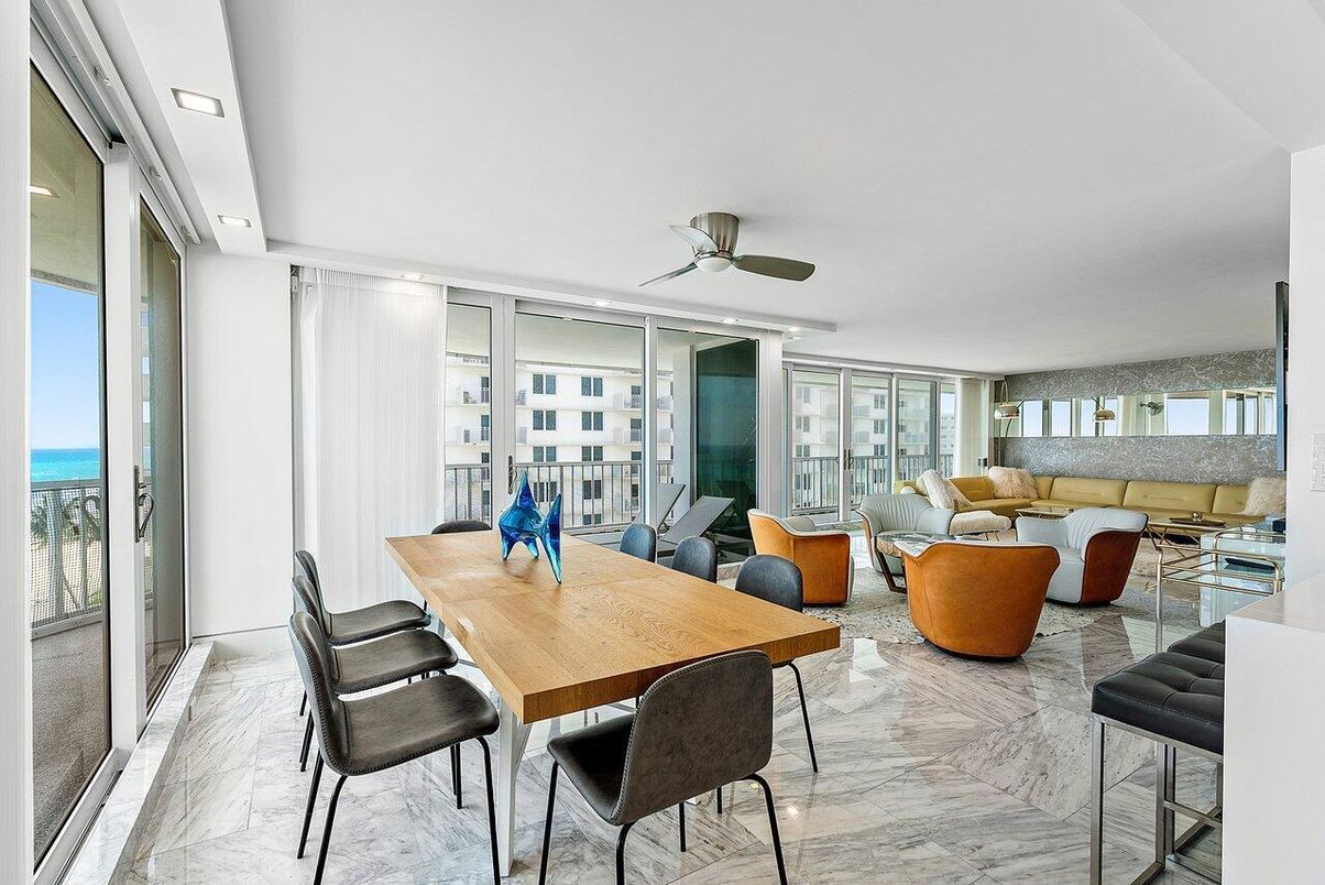 Dining room, Interior, Living room, Marble, Recessed Lighting, Water