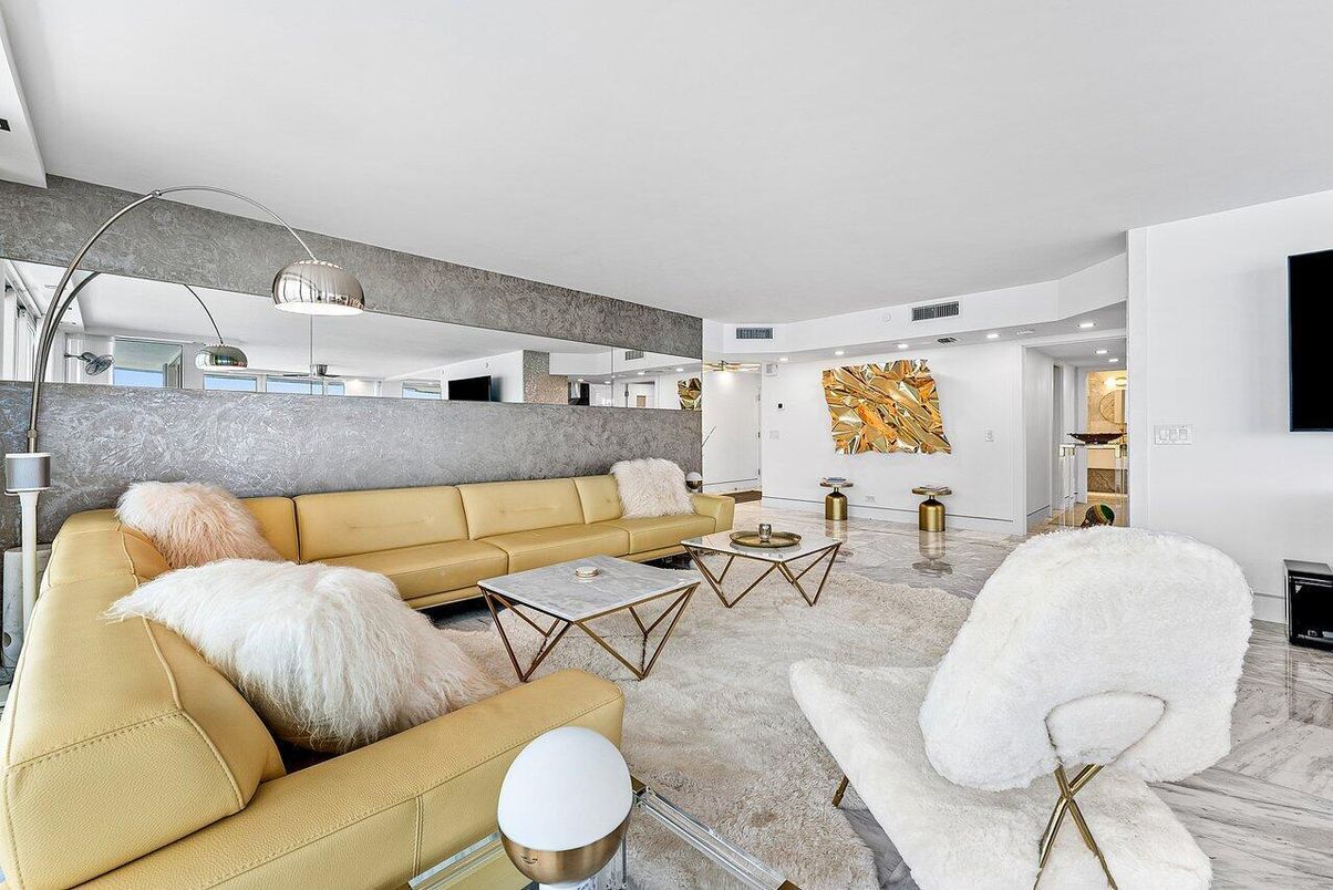 Interior, Living room, Recessed Lighting