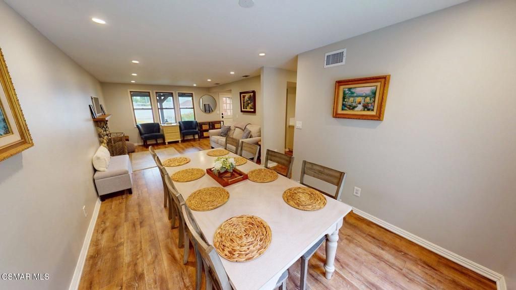 Dining room, Interior, Living room, Recessed Lighting, Wood Texture Flooring