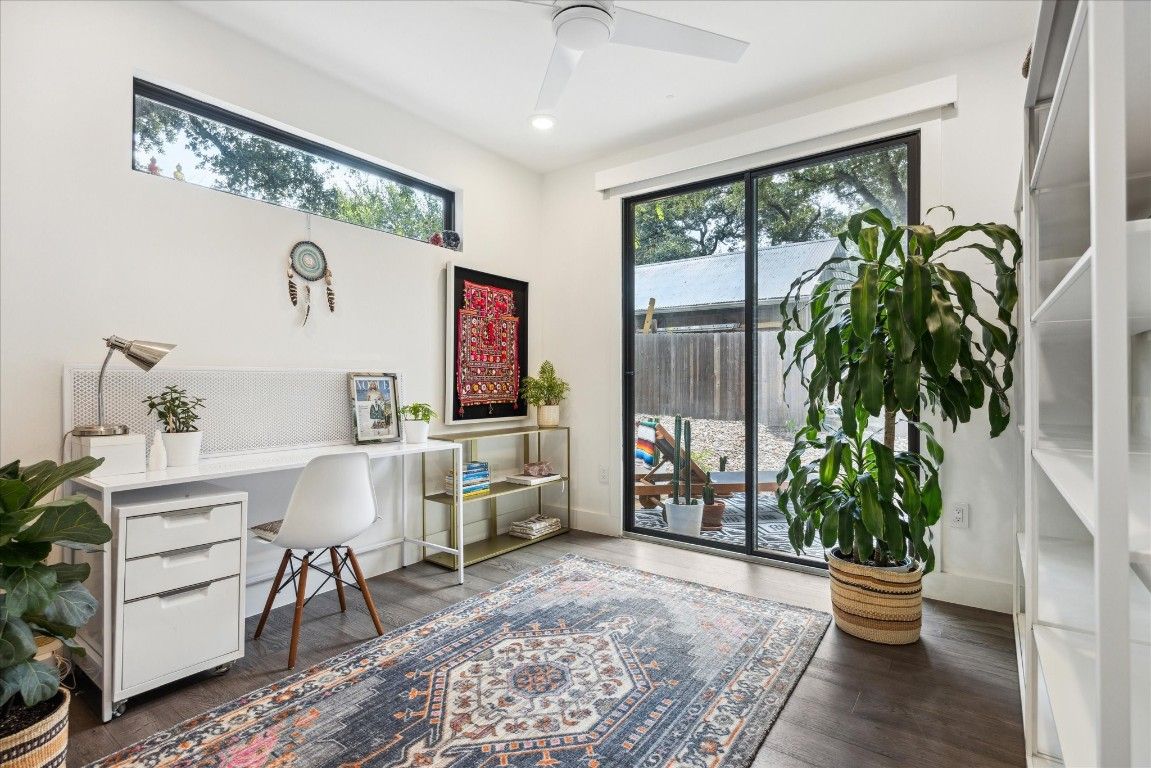Home Office, Interior, Recessed Lighting, Wood Texture Flooring