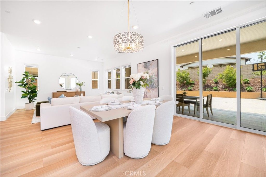 Dining room, Interior, Living room, Pendant Lights, Recessed Lighting, Wood Texture Flooring