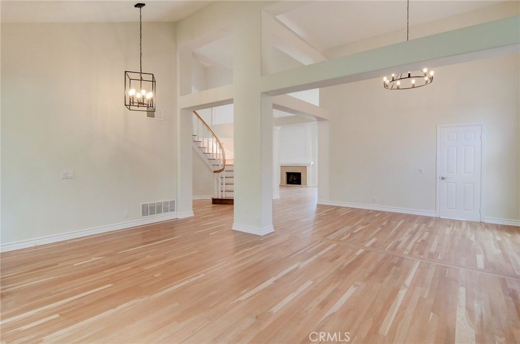Chandelier, Empty room, Interior, Pendant Lights, Wood Texture Flooring
