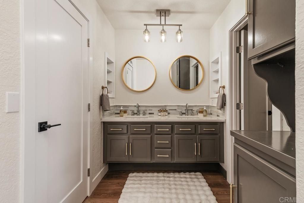 Bathroom, Dual Sink Vanities, Interior, Wood Texture Flooring