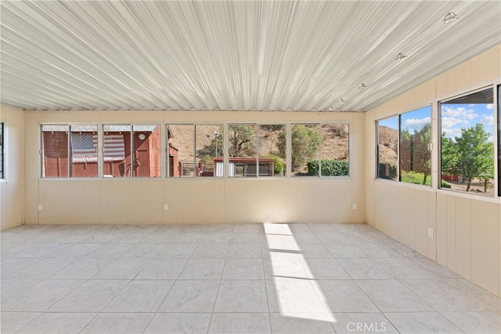 Empty room, Interior, Sun Room