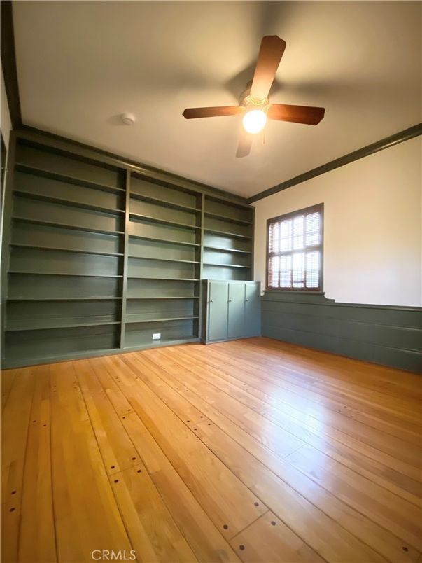Empty room, Interior, Wood Texture Flooring, Wooden Walls