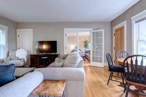Dining room, Interior, Living room, Wood Texture Flooring