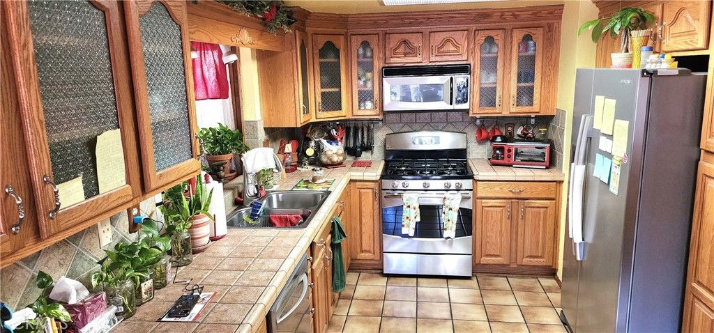 Interior, Kitchen, Tile Countertops