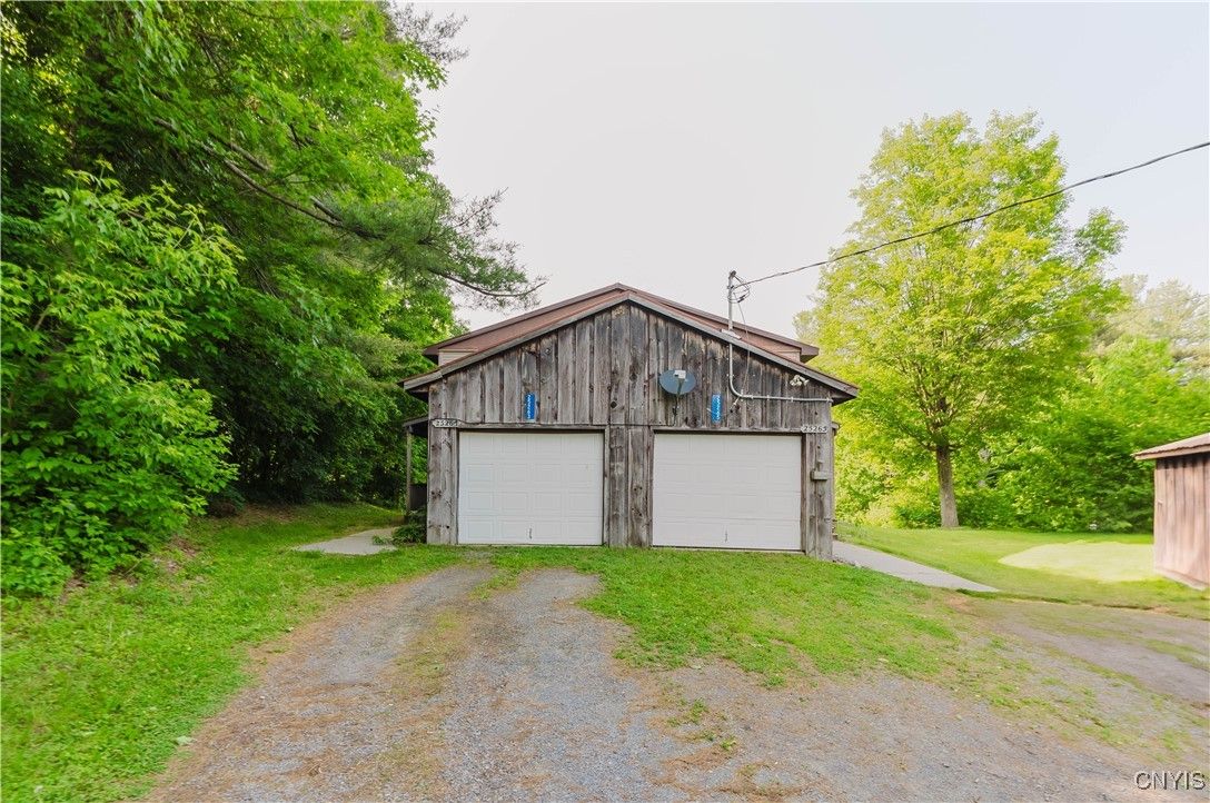 Backyard, Detached Garage, Exterior