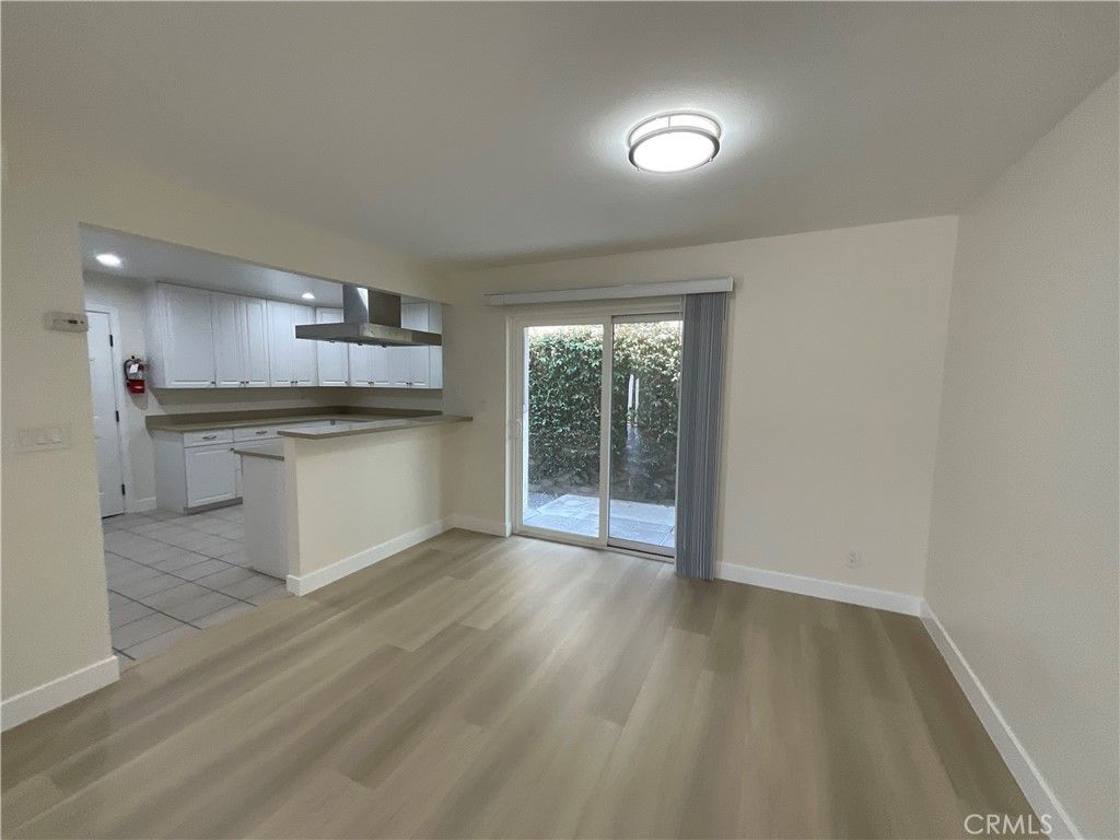 Empty room, Interior, Kitchen, Wood Texture Flooring