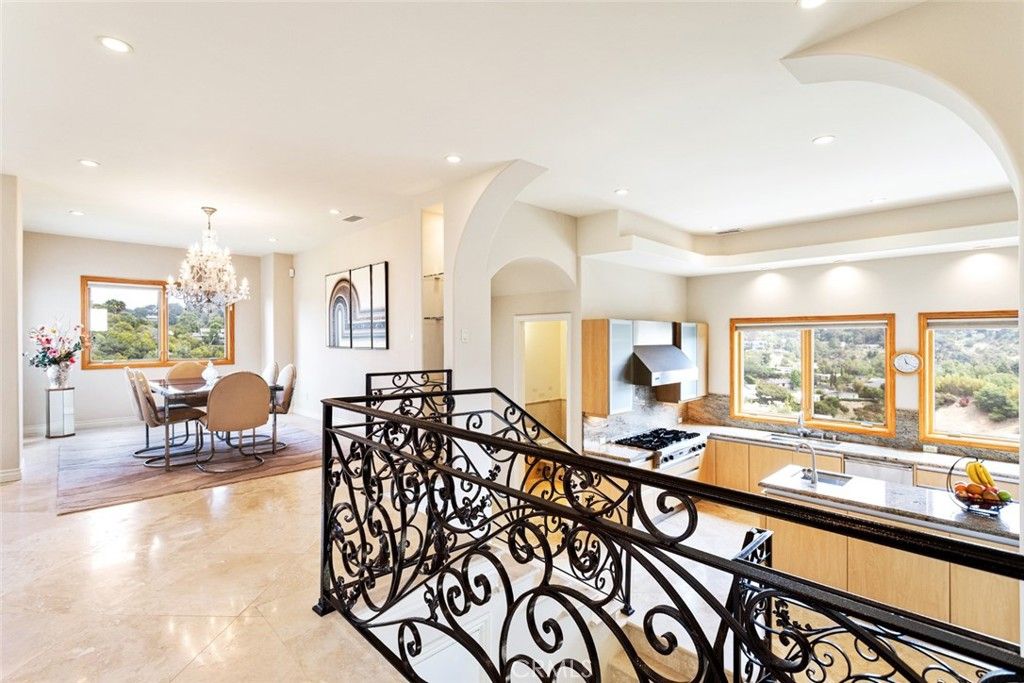 Chandelier, Dining room, Interior, Kitchen, Recessed Lighting