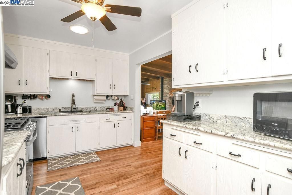 Interior, Kitchen, Wood Texture Flooring