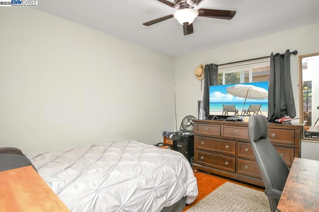 Bedroom, Home Office, Interior, Water