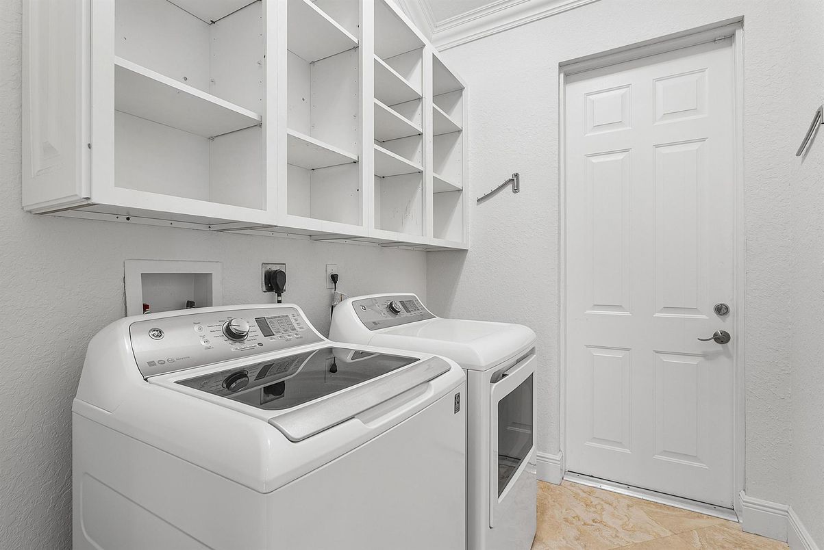 Interior, Washer