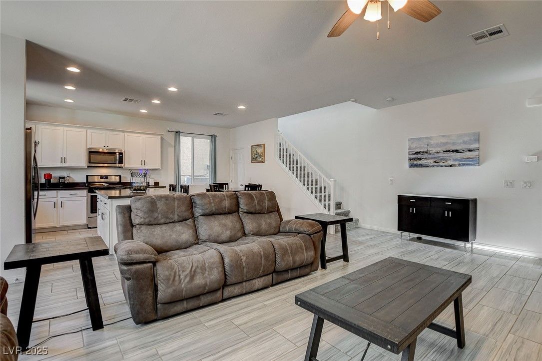 Interior, Kitchen, Living room, Recessed Lighting, Wood Texture Flooring