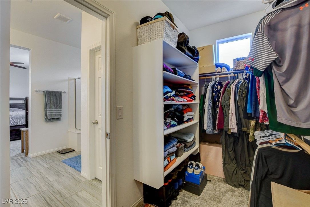 Interior, Walk-in Closets, Wood Texture Flooring