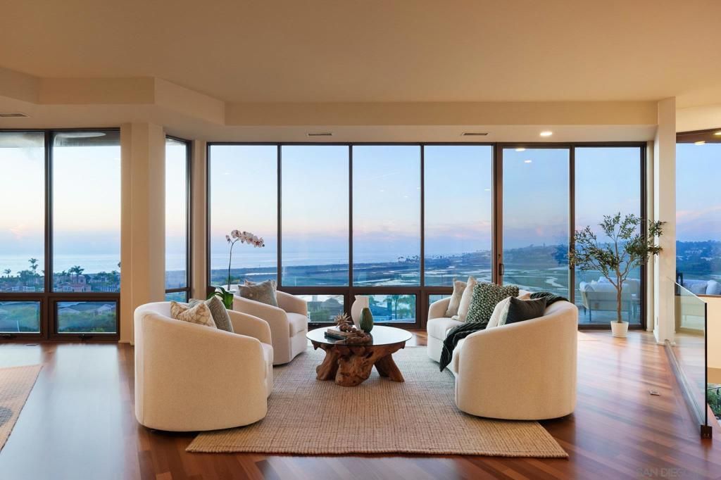 Interior, Living room, Recessed Lighting, Water, Wood Texture Flooring