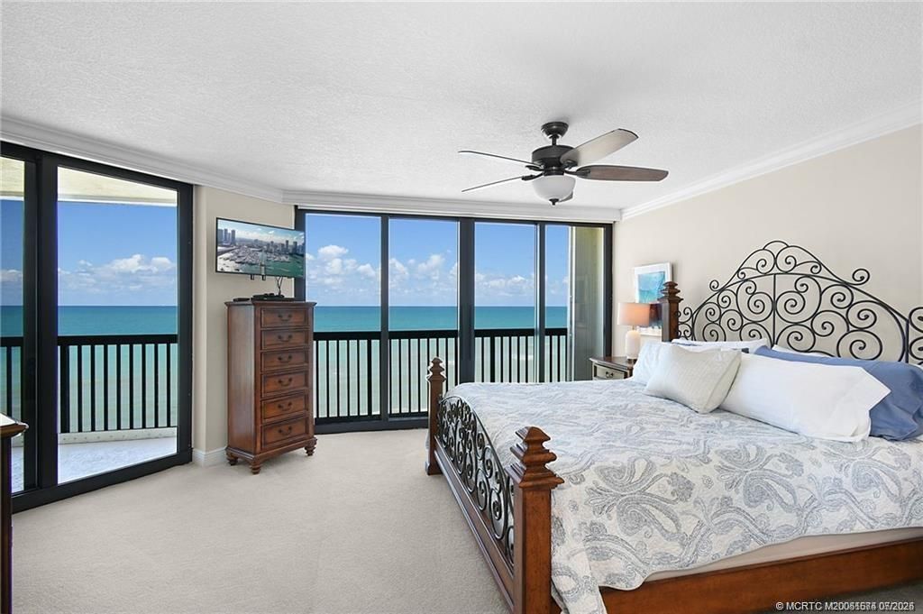 Bedroom, Interior, Water