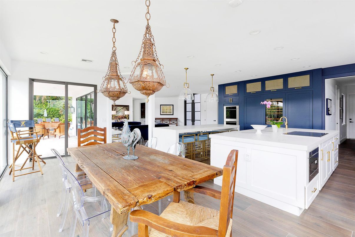 Dining room, Interior, Kitchen, Pendant Lights, Recessed Lighting, Wood Texture Flooring