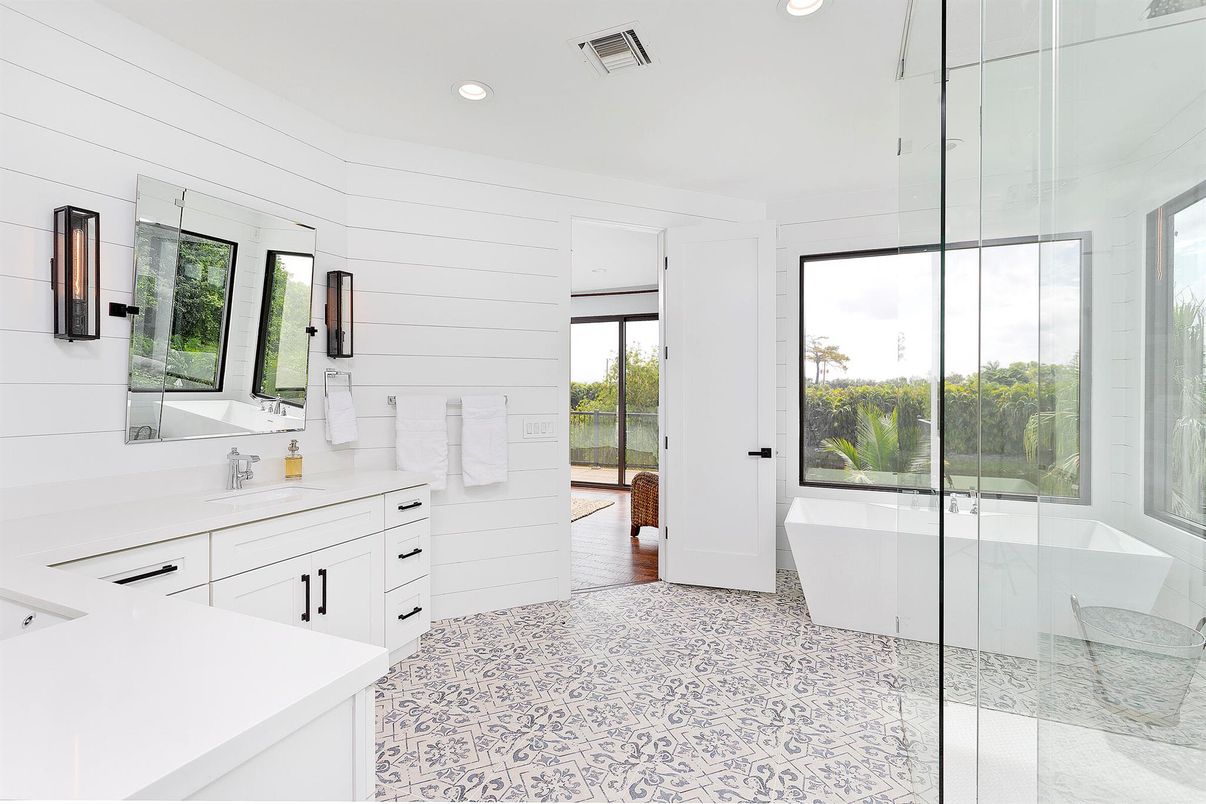 Bathroom, Dual Sink Vanities, Free Standing Baths, Glass Shower, Interior, Recessed Lighting