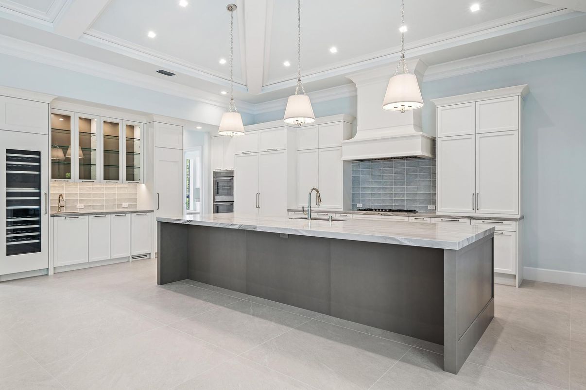 Interior, Kitchen, Pendant Lights, Recessed Lighting, Stainless Steel Appliances