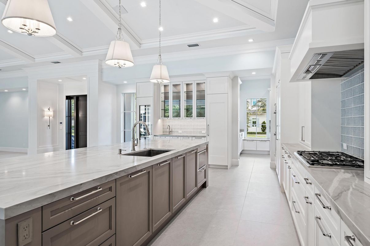 Interior, Kitchen, Pendant Lights, Recessed Lighting