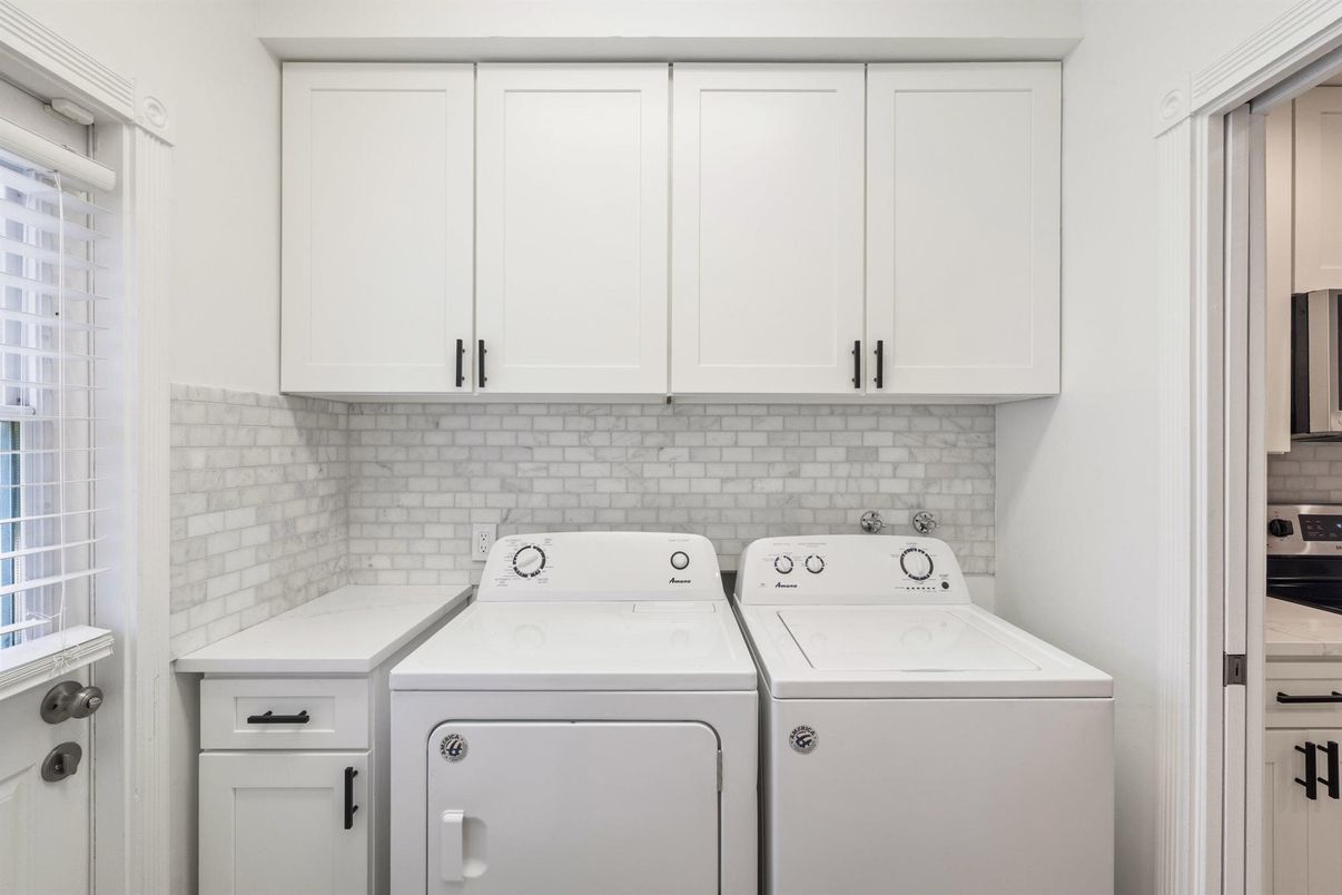 Interior, Washer