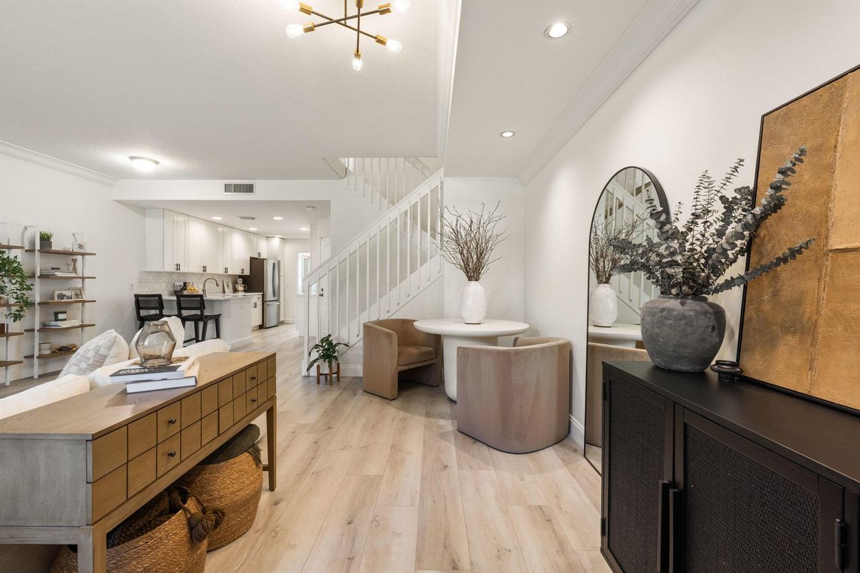 Interior, Kitchen, Pendant Lights, Recessed Lighting, Wood Texture Flooring