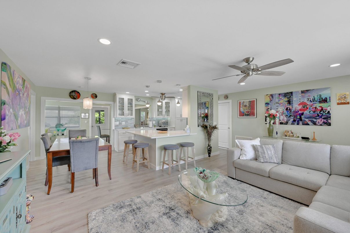 Dining room, Interior, Kitchen, Living room, Pendant Lights, Recessed Lighting, Wood Texture Flooring
