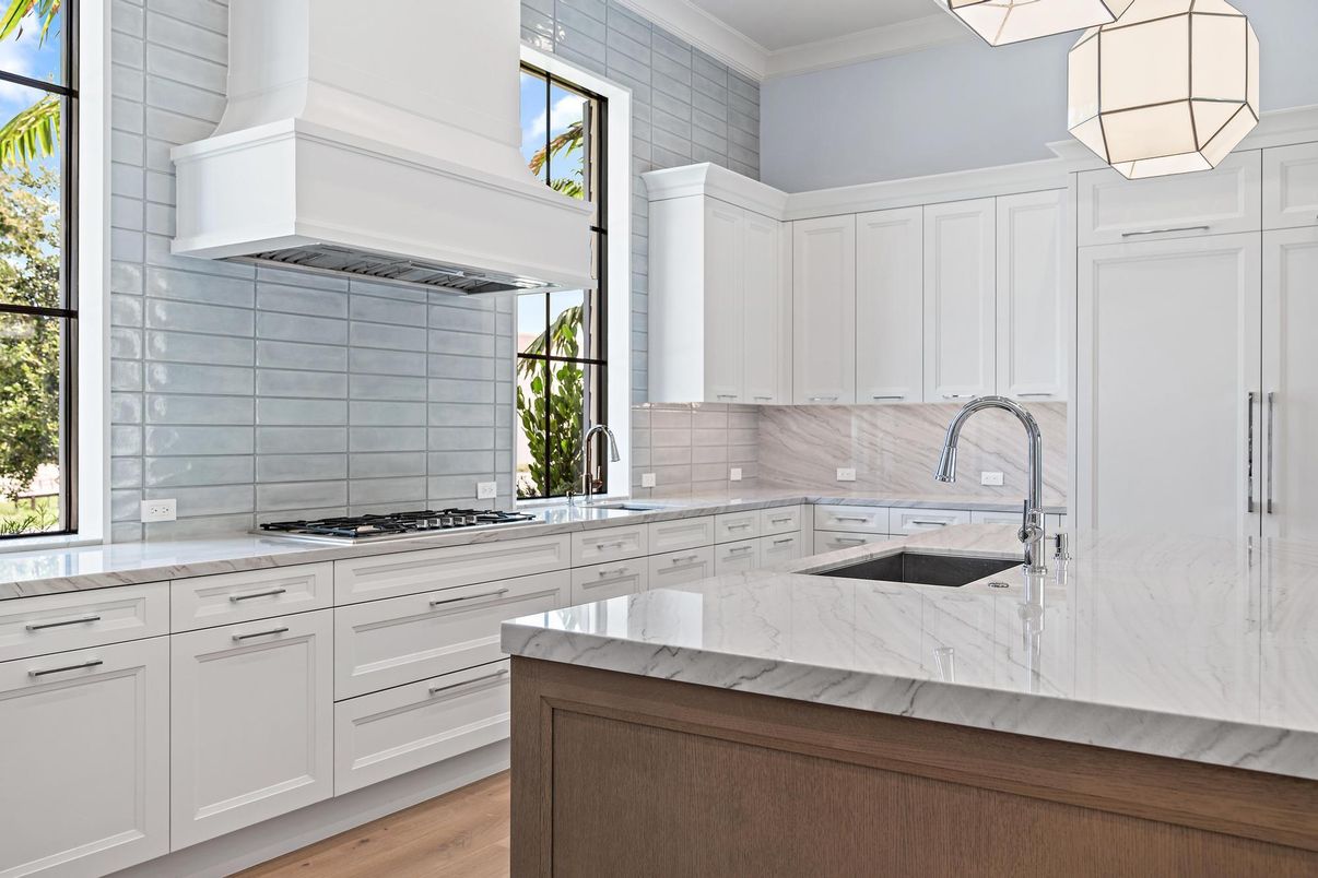 Interior, Kitchen, Pendant Lights, Wood Texture Flooring