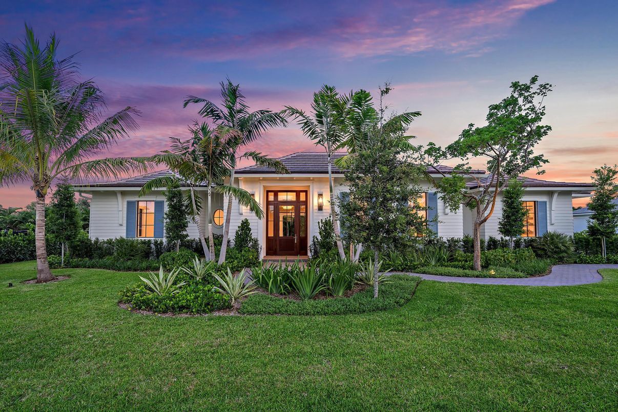 Backyard, Exterior, Facade, Spanish Mediterranean