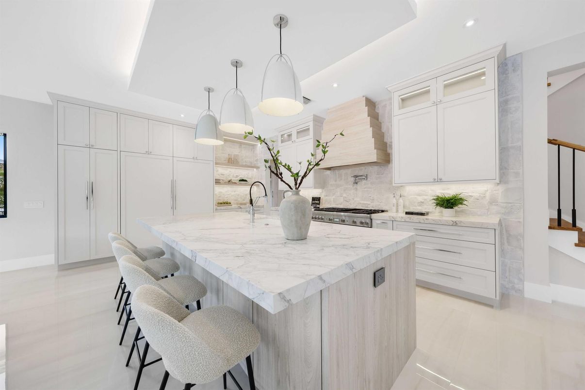Interior, Kitchen, Pendant Lights, Recessed Lighting, Stainless Steel Appliances