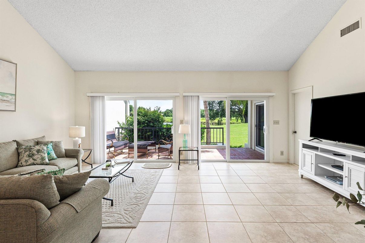 Interior, Living room