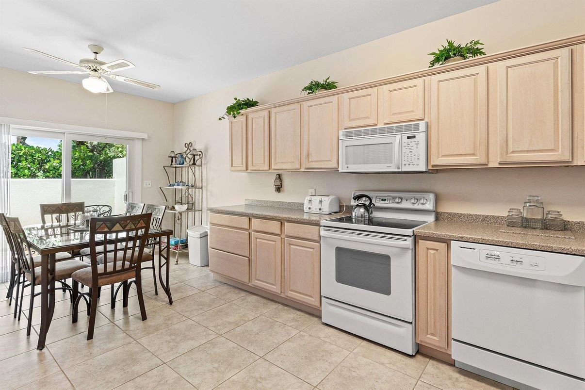 Dining room, Interior, Kitchen