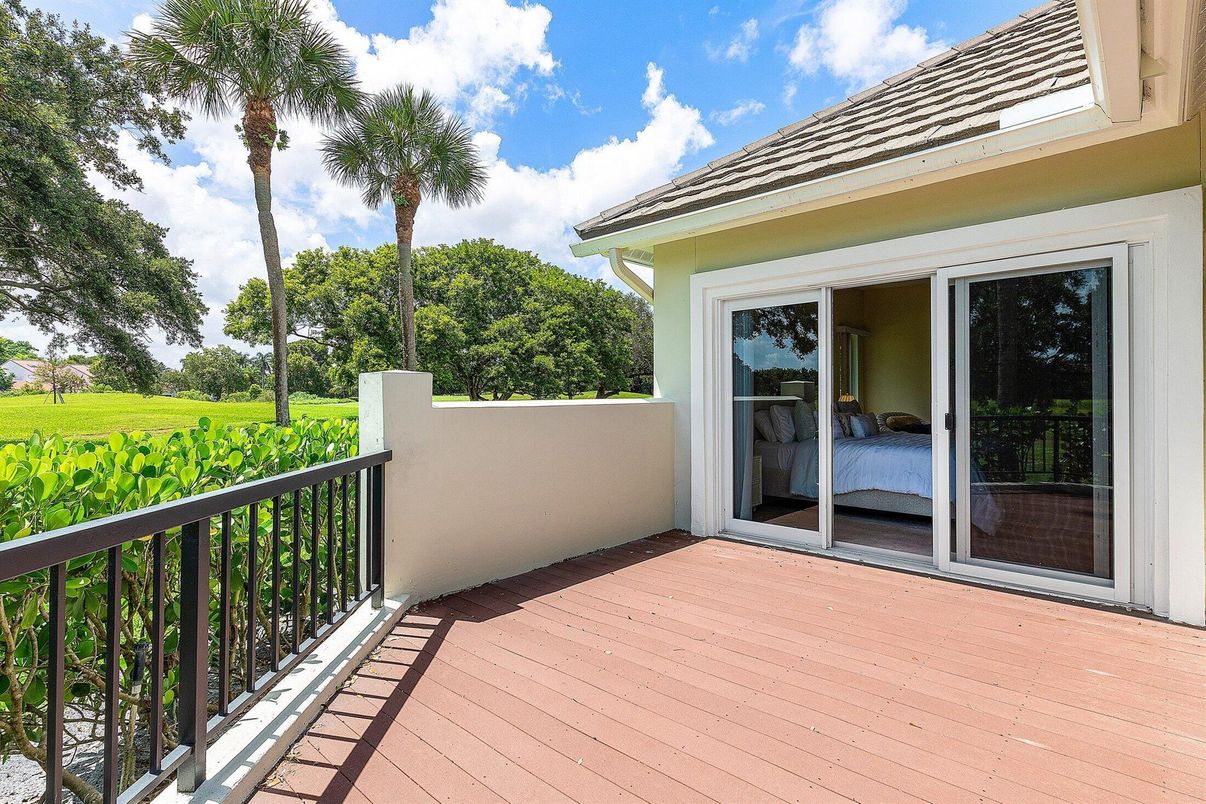 Exterior, Wood Texture Flooring