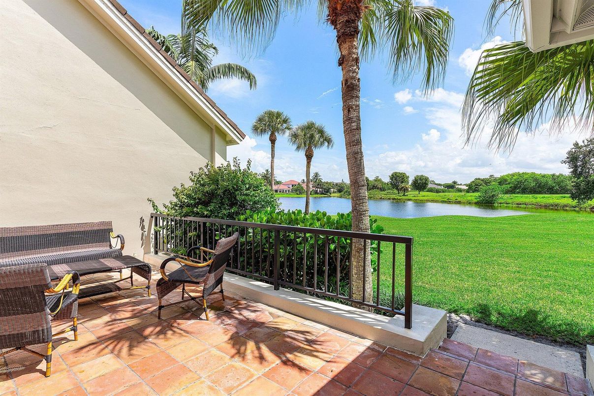 Backyard, Exterior, Water