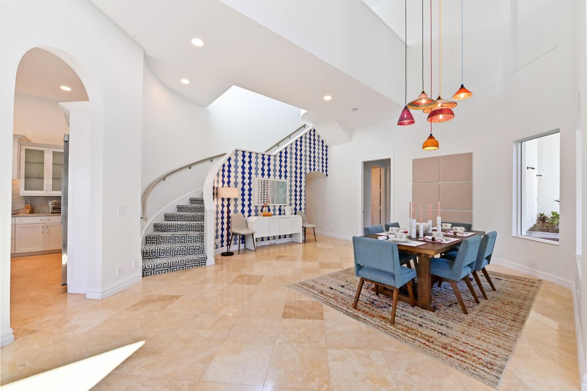 Dining room, Interior, Pendant Lights, Recessed Lighting