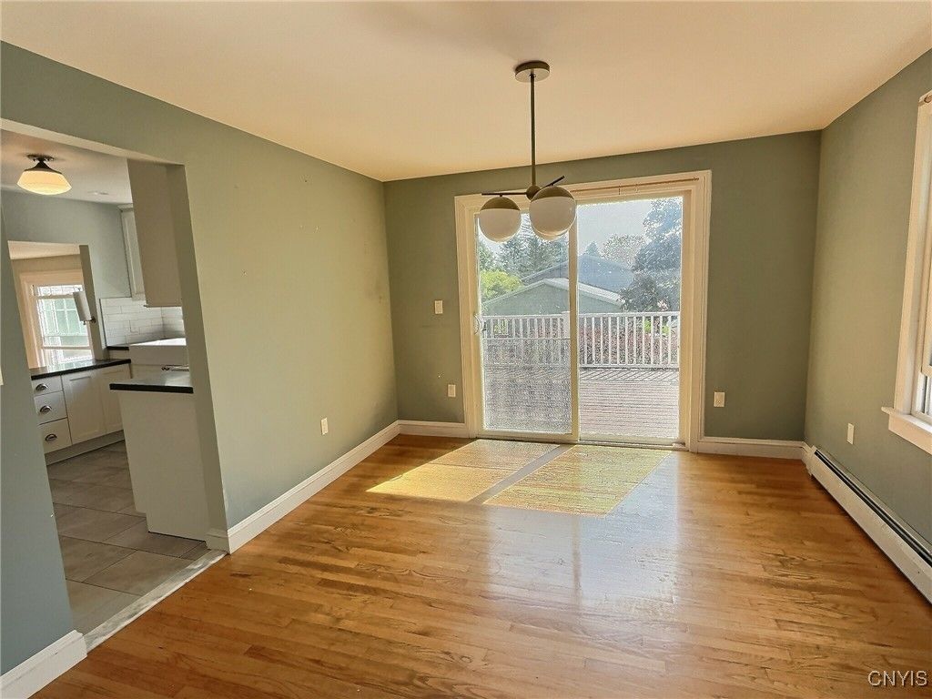 Empty room, Interior, Kitchen, Pendant Lights, Wood Texture Flooring