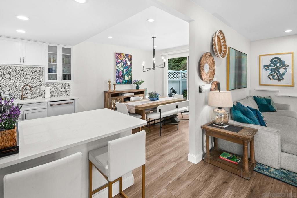 Chandelier, Dining room, Interior, Kitchen, Living room, Pendant Lights, Recessed Lighting, Wood Texture Flooring