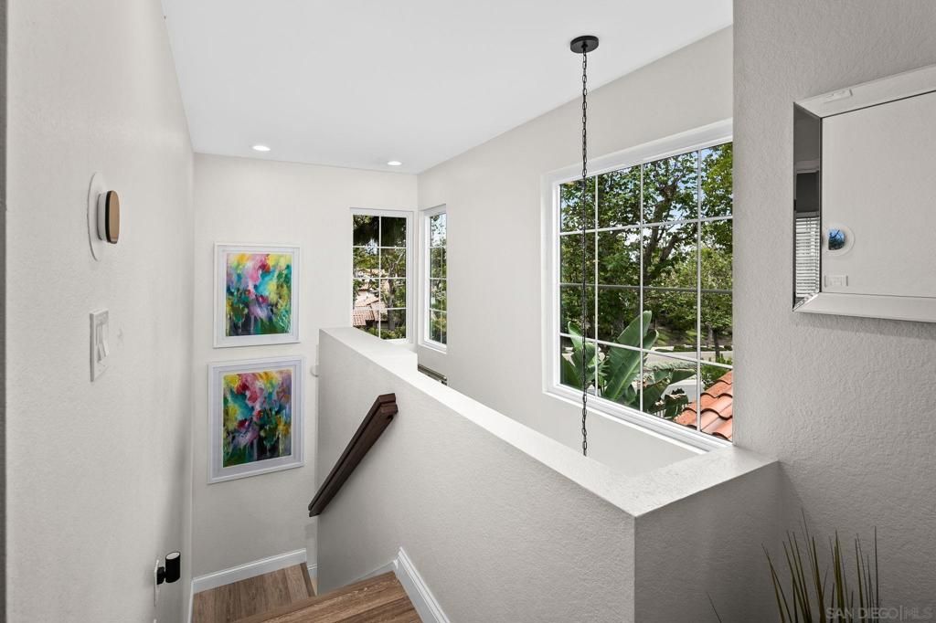 Interior, Pendant Lights, Recessed Lighting, Wood Texture Flooring