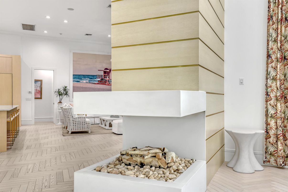 Interior, Recessed Lighting, Water