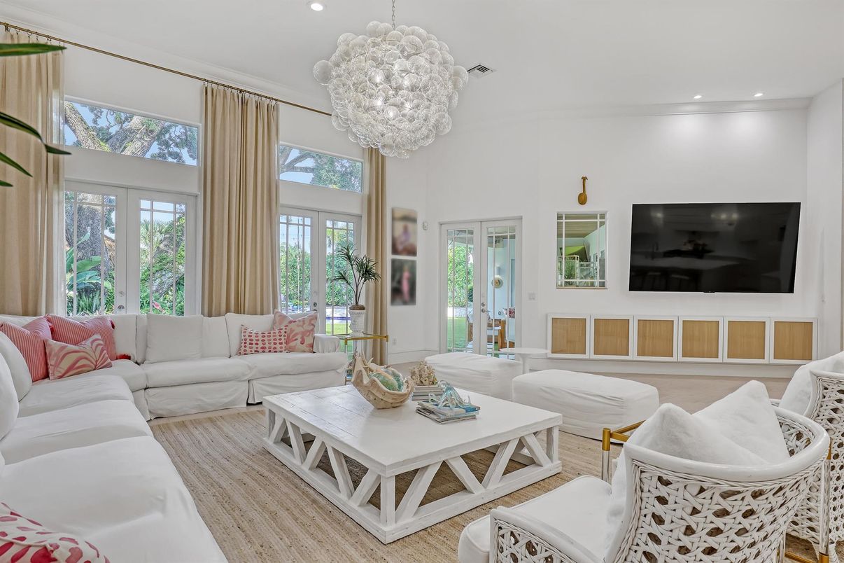 Chandelier, Interior, Living room, Recessed Lighting