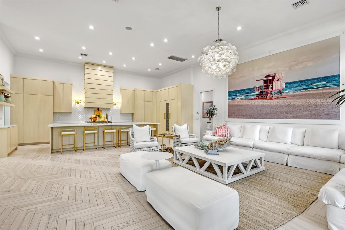Chandelier, Interior, Living room, Pendant Lights, Recessed Lighting