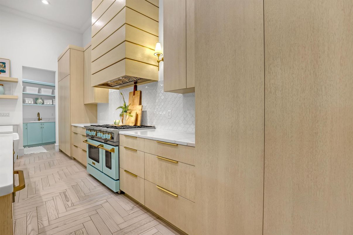 Interior, Kitchen, Recessed Lighting