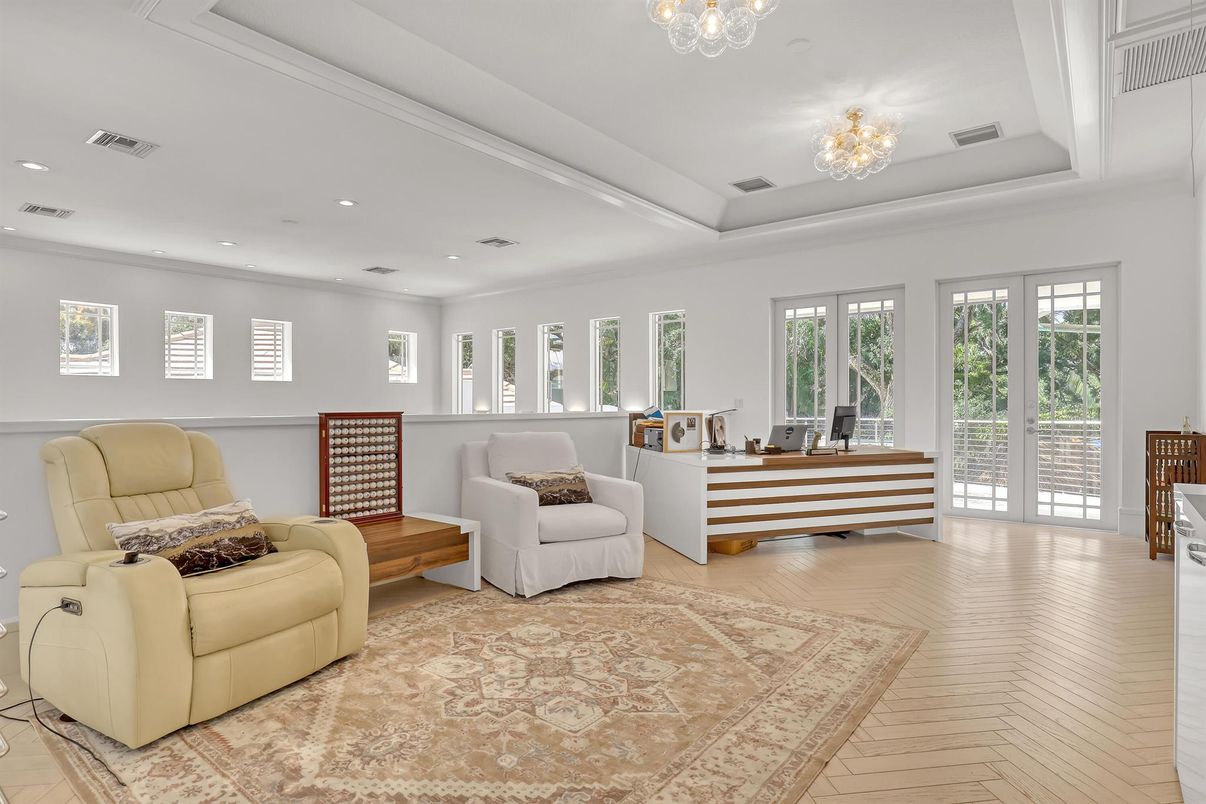 Chandelier, Interior, Recessed Lighting, Wood Texture Flooring