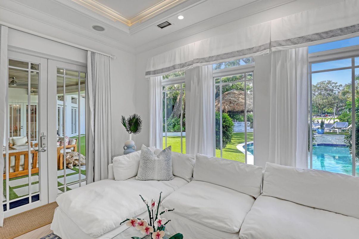 Interior, Recessed Lighting