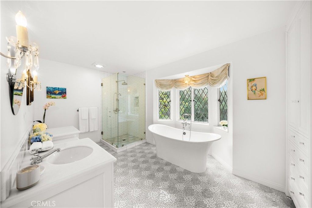 Bathroom, Dual Sink Vanities, Free Standing Baths, Glass Shower, Interior