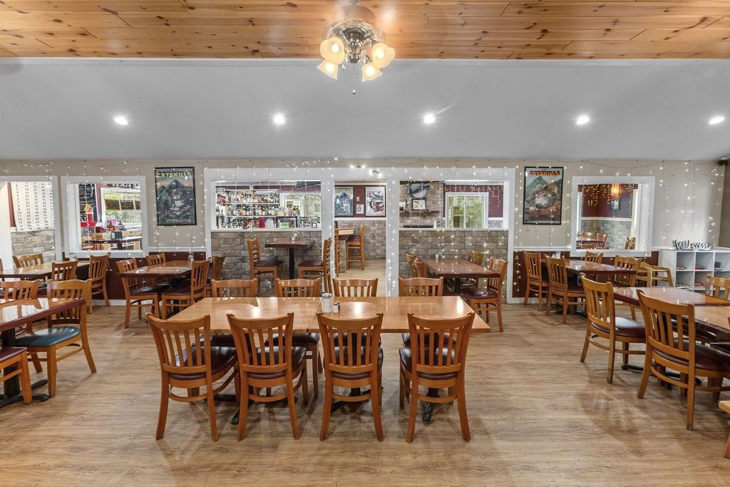 Dining room, Interior, Recessed Lighting, Wooden Ceilings, Wood Texture Flooring